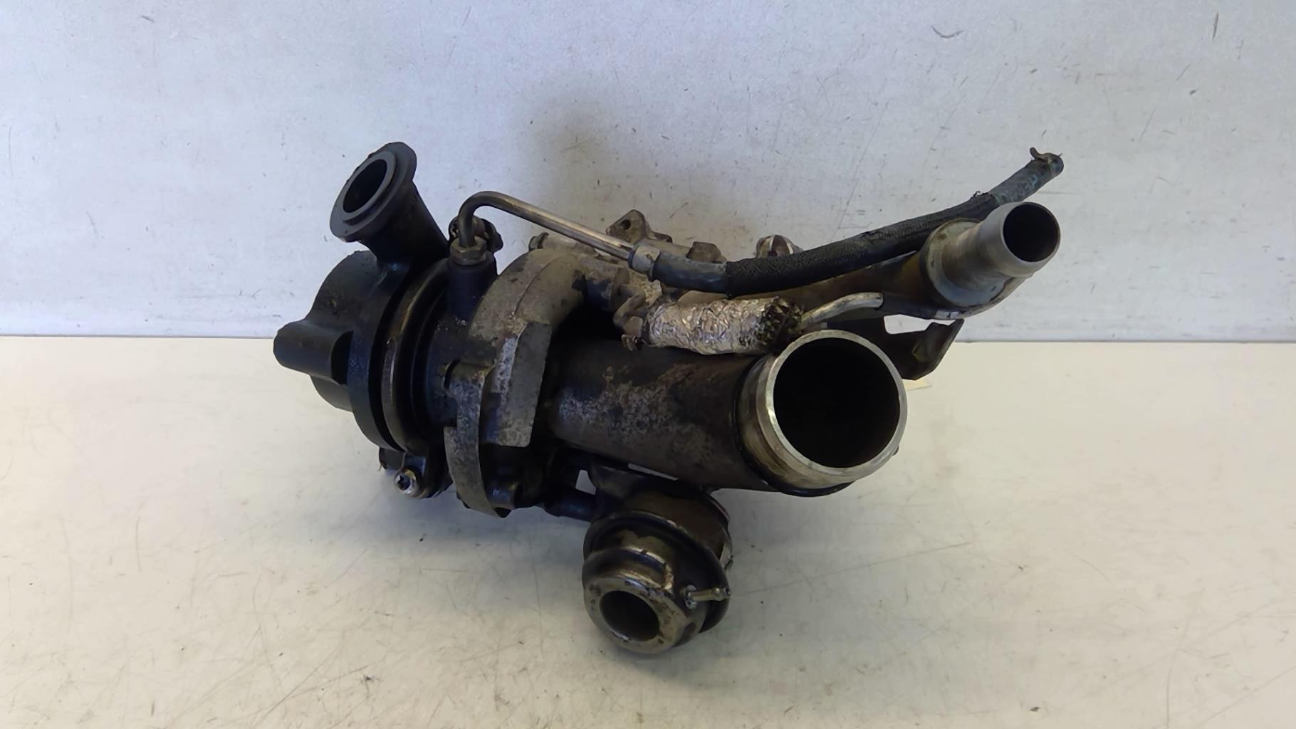 Turbo PEUGEOT 607  - 1