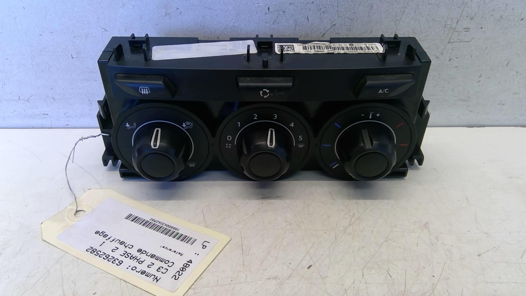 Commande chauffage CITROEN C3 2 PHASE 2 Essence - 1