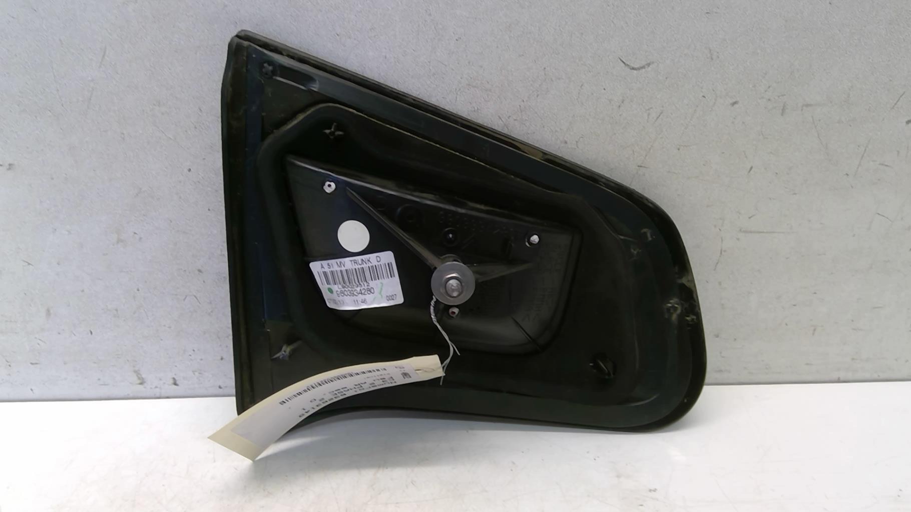 Feu arriere secondaire droit (feux) CITROEN C3 2 PHASE 2 Essence - 1