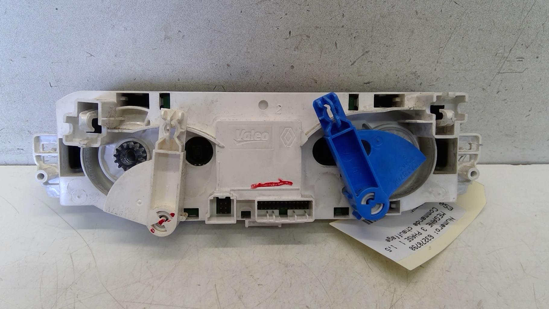 Commande chauffage RENAULT MEGANE 3 PHASE 1 Diesel - 1