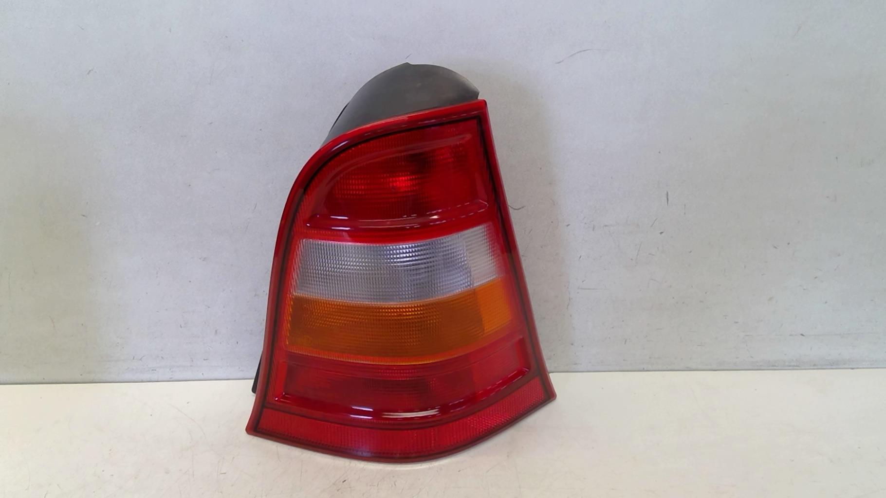 Fanale posteriore principale destro (luci) MERCEDES CLASSE A 168 PHASE 1 Gasolina - 1