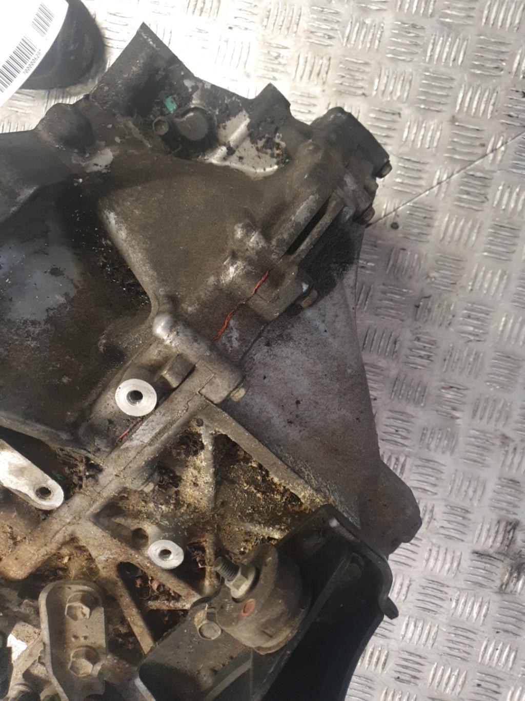 Boite de vitesses TOYOTA COROLLA VERSO 2 PHASE 1 Diesel - 1