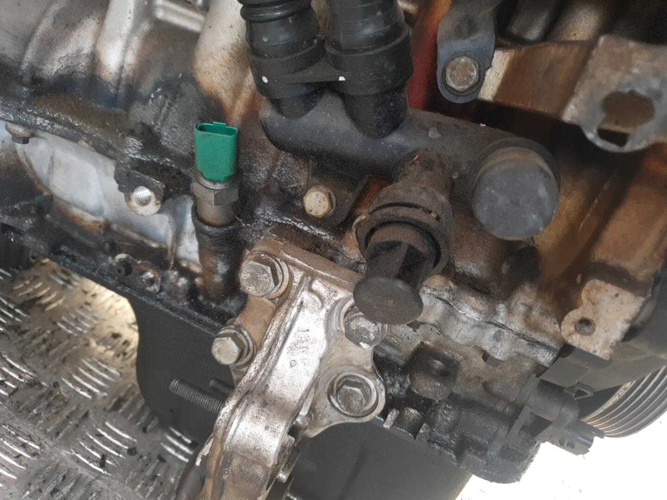 Moteur PEUGEOT 206 PHASE 2 Diesel - 1