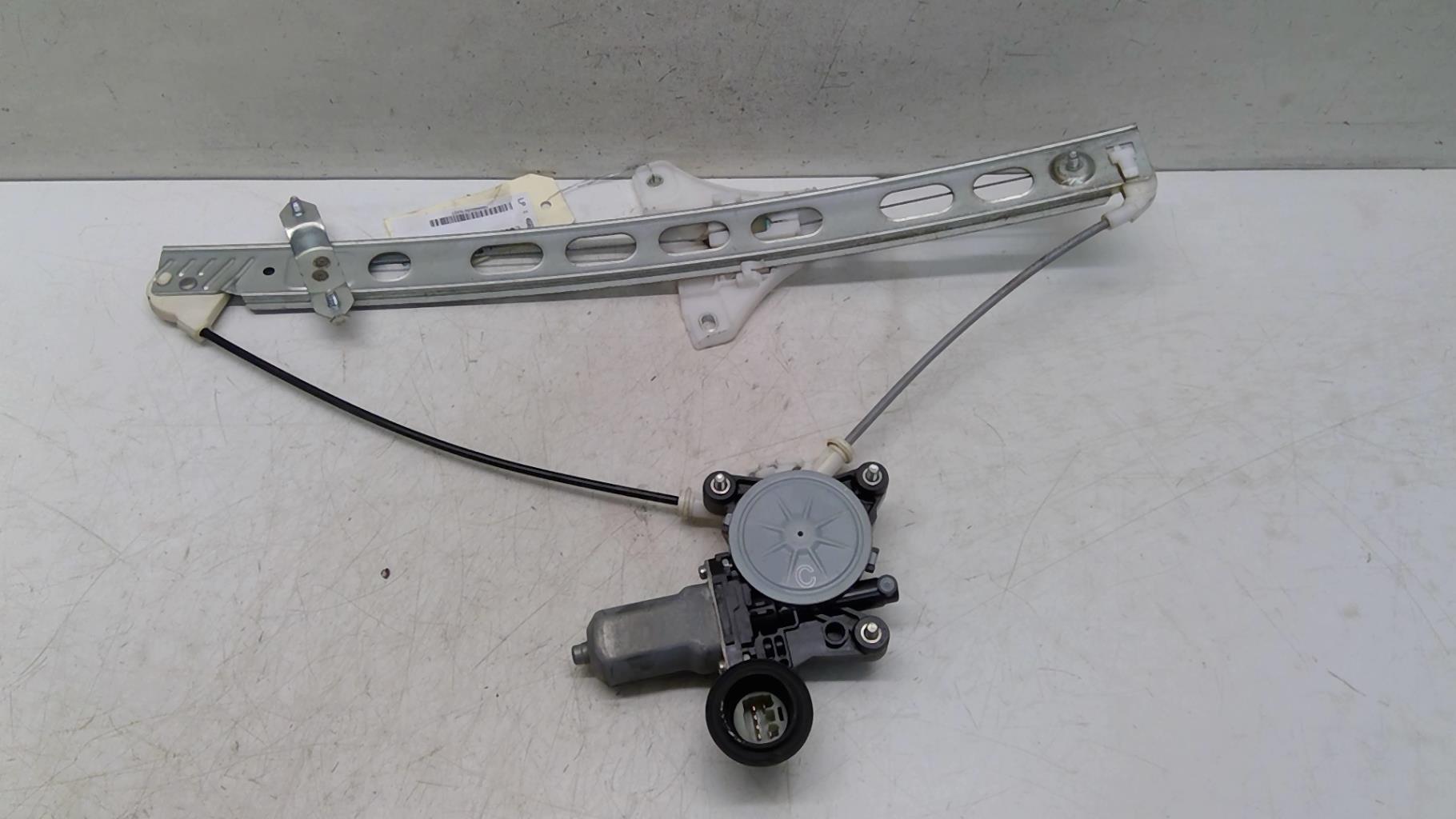 Alzacristalli elettrico anteriore destro SUZUKI SWIFT 4 Gasolina - 1
