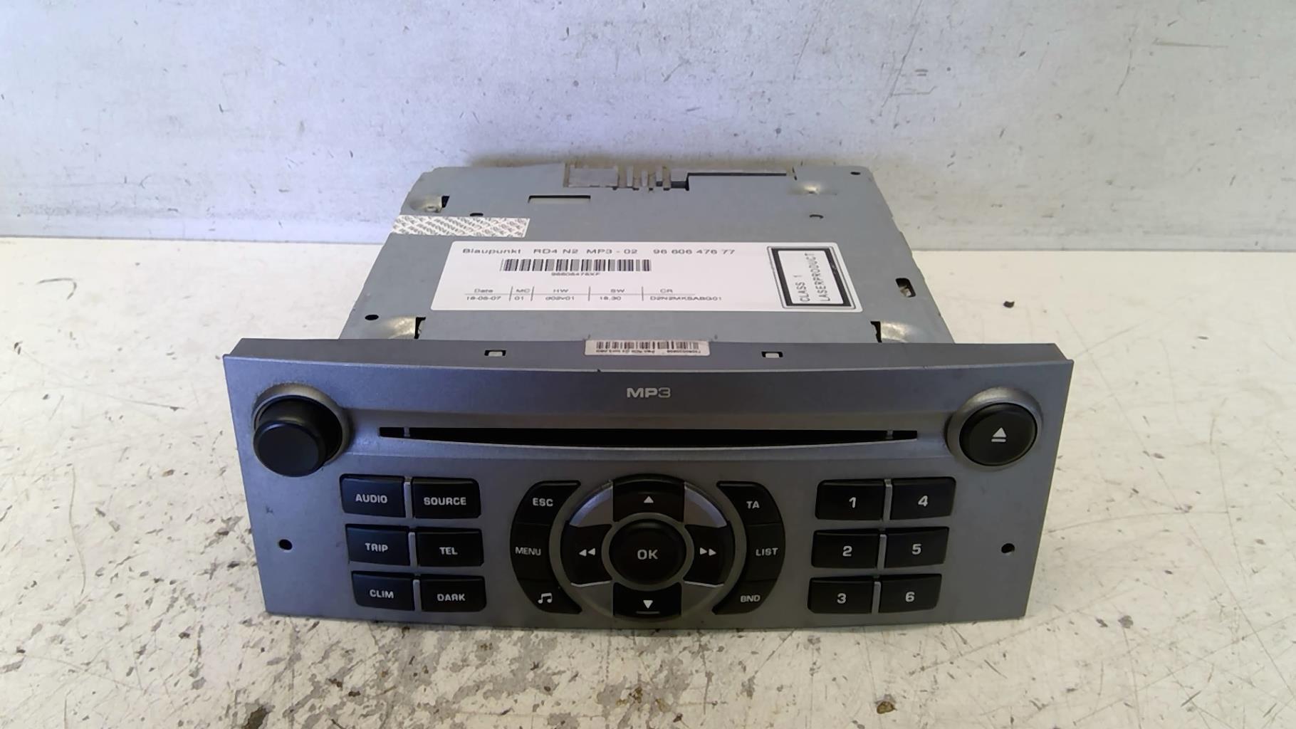 Autoradio PEUGEOT 407 PHASE 1 Diésel - 1