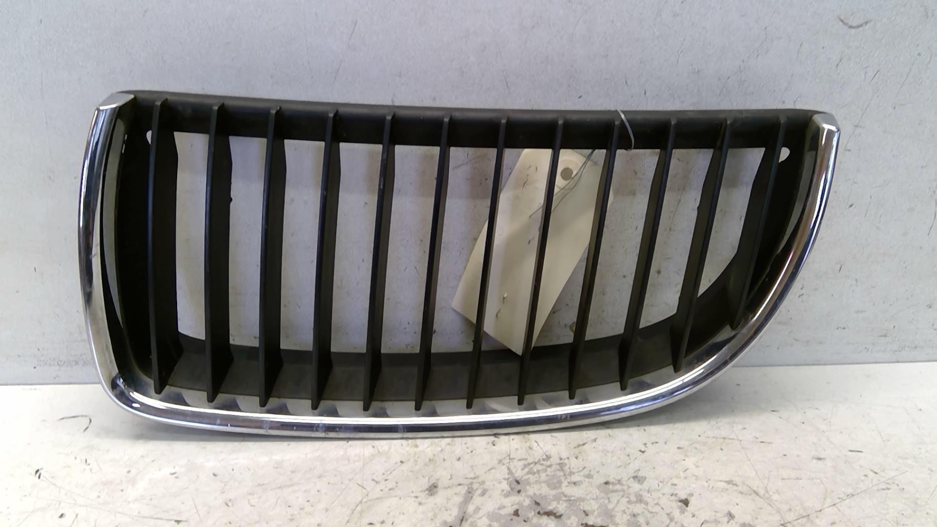 Calandre gauche BMW SERIE 3 E90 PHASE 1 Diesel - 1