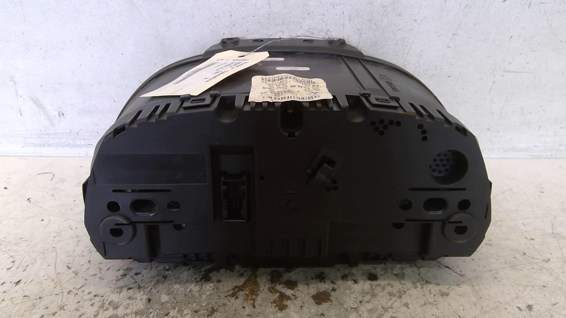 Compteur BMW SERIE 1 E81 Diesel - 1