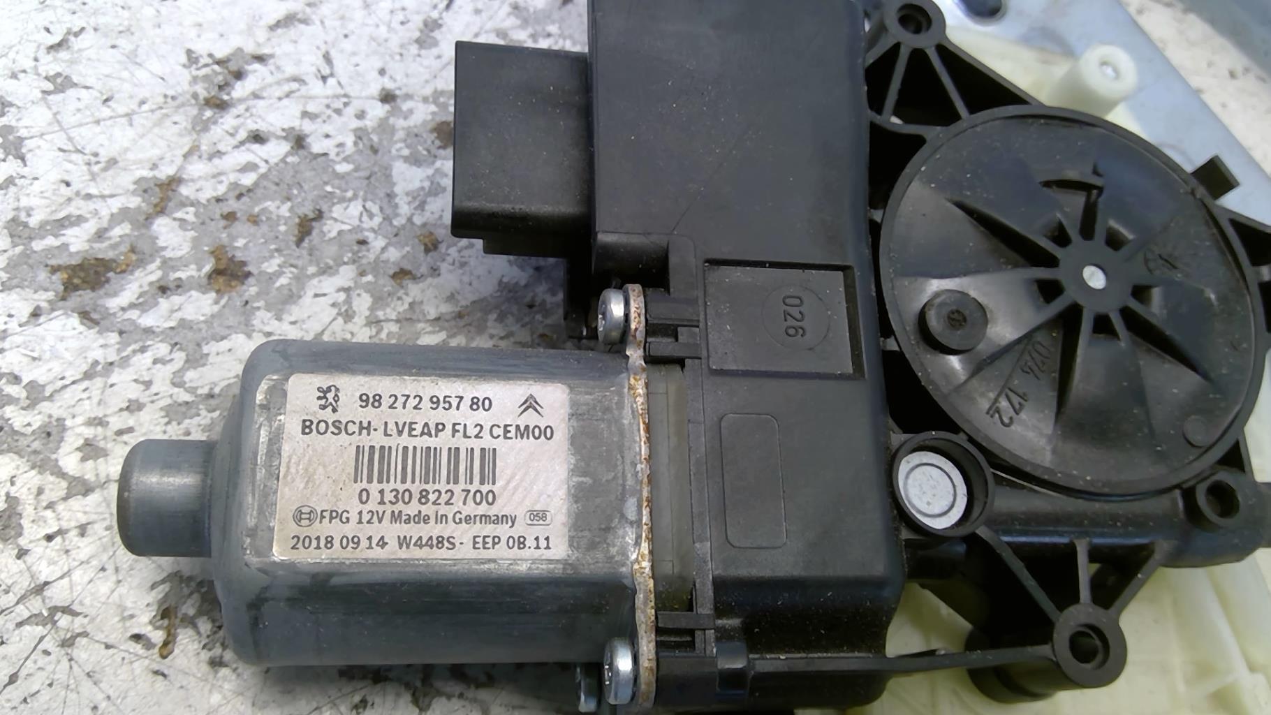 Alzacristalli elettrico anteriore destro CITROEN C4 CACTUS Gasolina - 1
