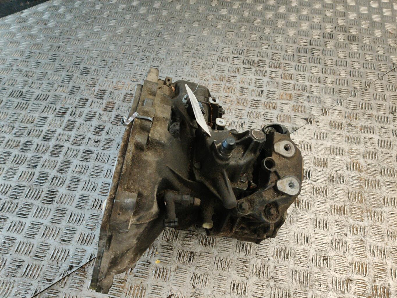 Boite de vitesses OPEL CORSA C PHASE 2 Diesel - 1