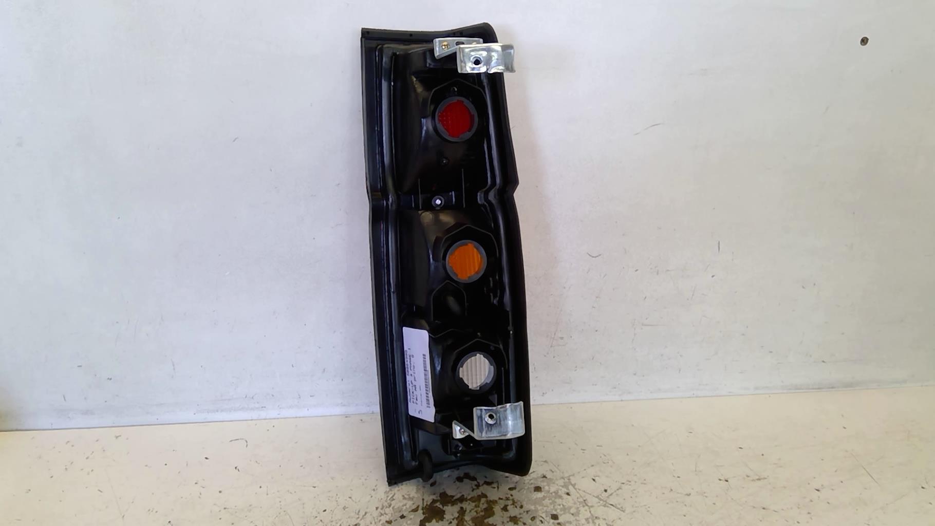 Fanale posteriore principale sinistro (luci) NISSAN PICK-UP 3 PHASE 1  - 1