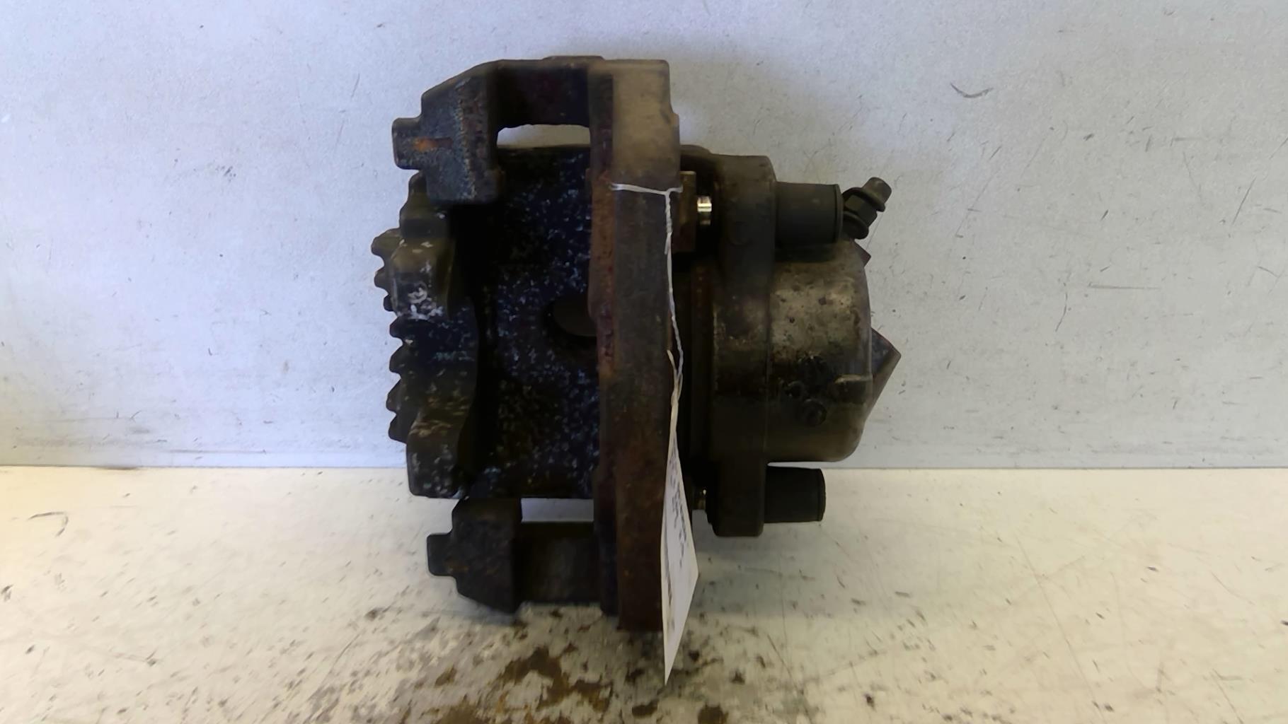 Pinza freni anteriore destra BMW SERIE 5 E60 PHASE 1 Diésel - 1