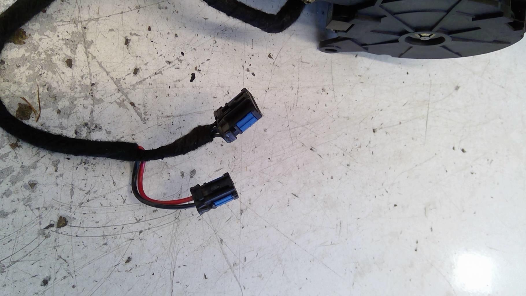 Moteur porte laterale gauche CITROEN C8 Diesel - 1