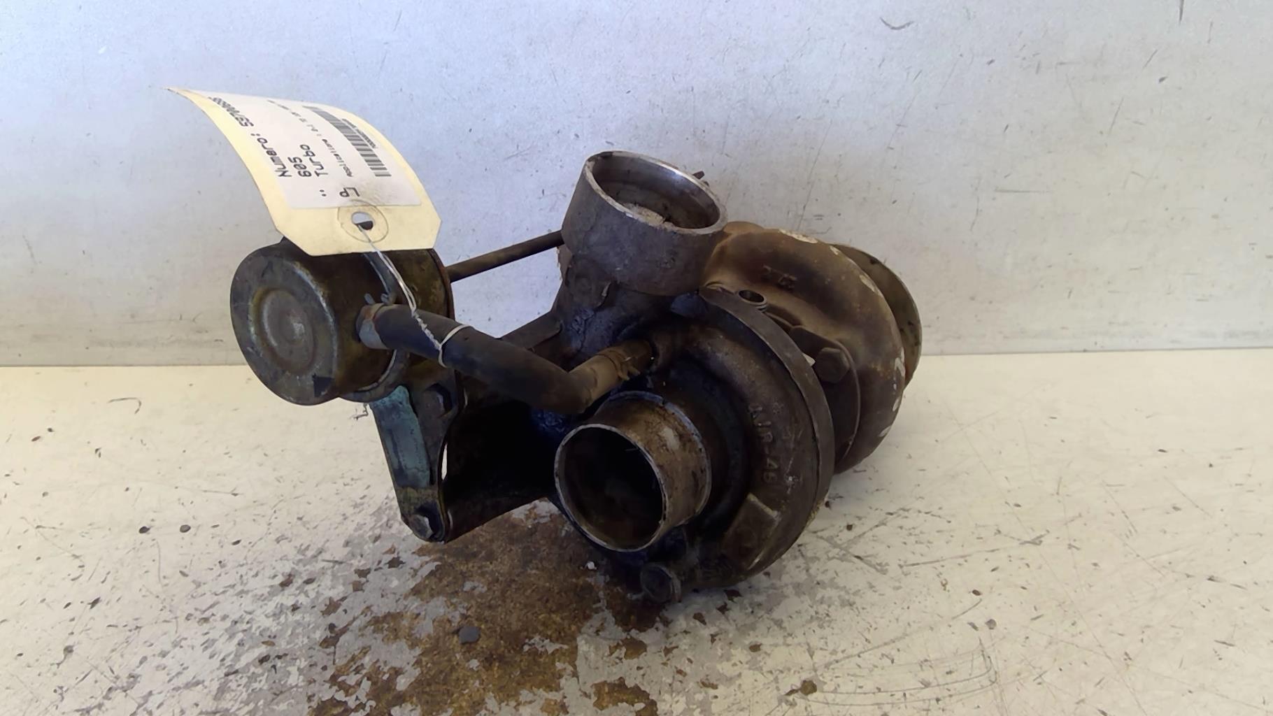 Turbo PEUGEOT 605  - 1