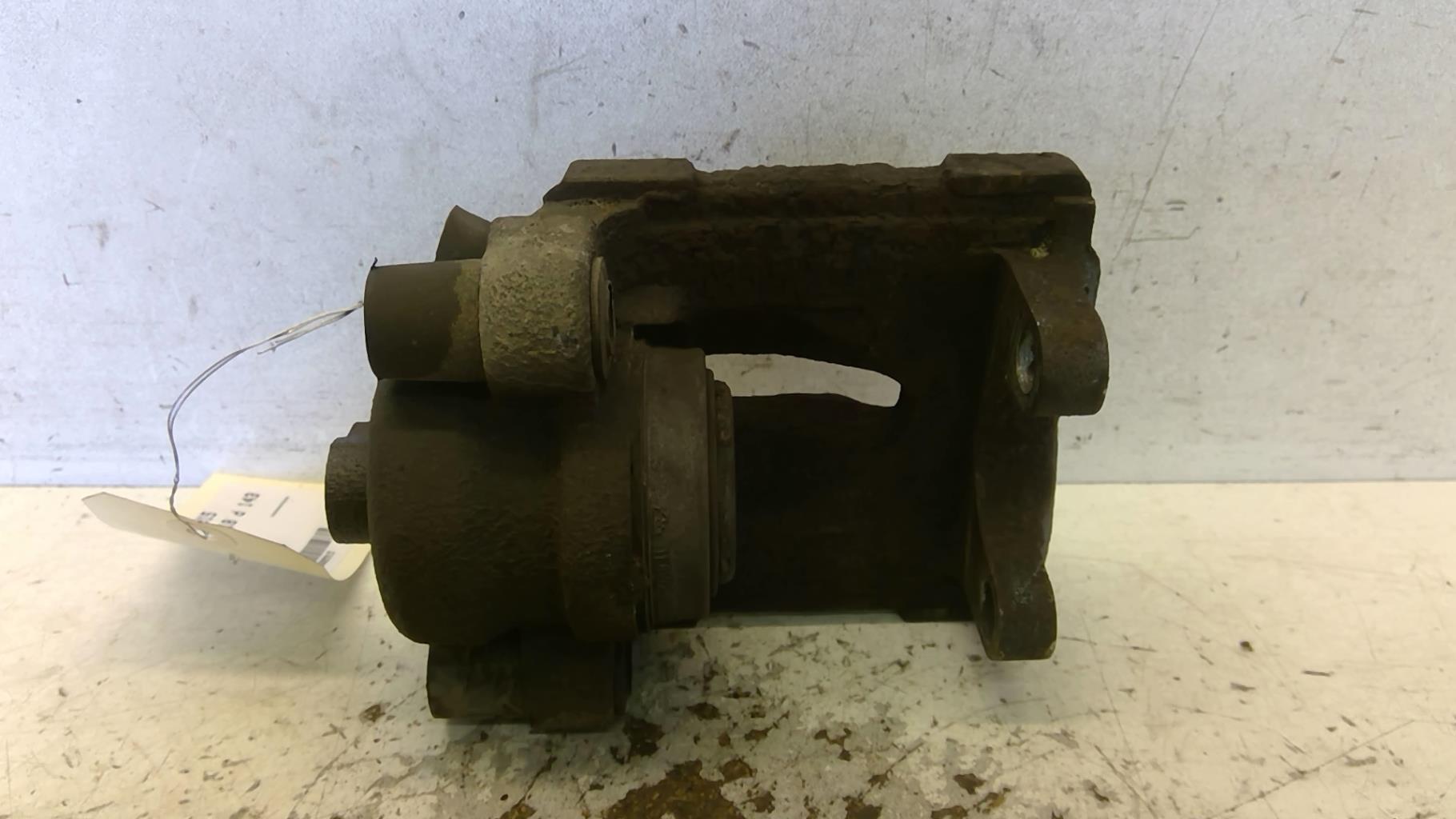 Pinza freni posteriore destra BMW SERIE 1 E87 PHASE 2 Diésel - 1
