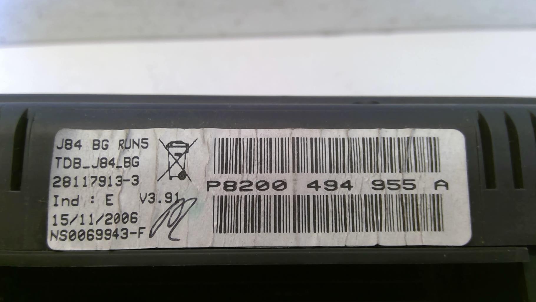 Compteur RENAULT SCENIC 2 PHASE 2 Diesel - 1