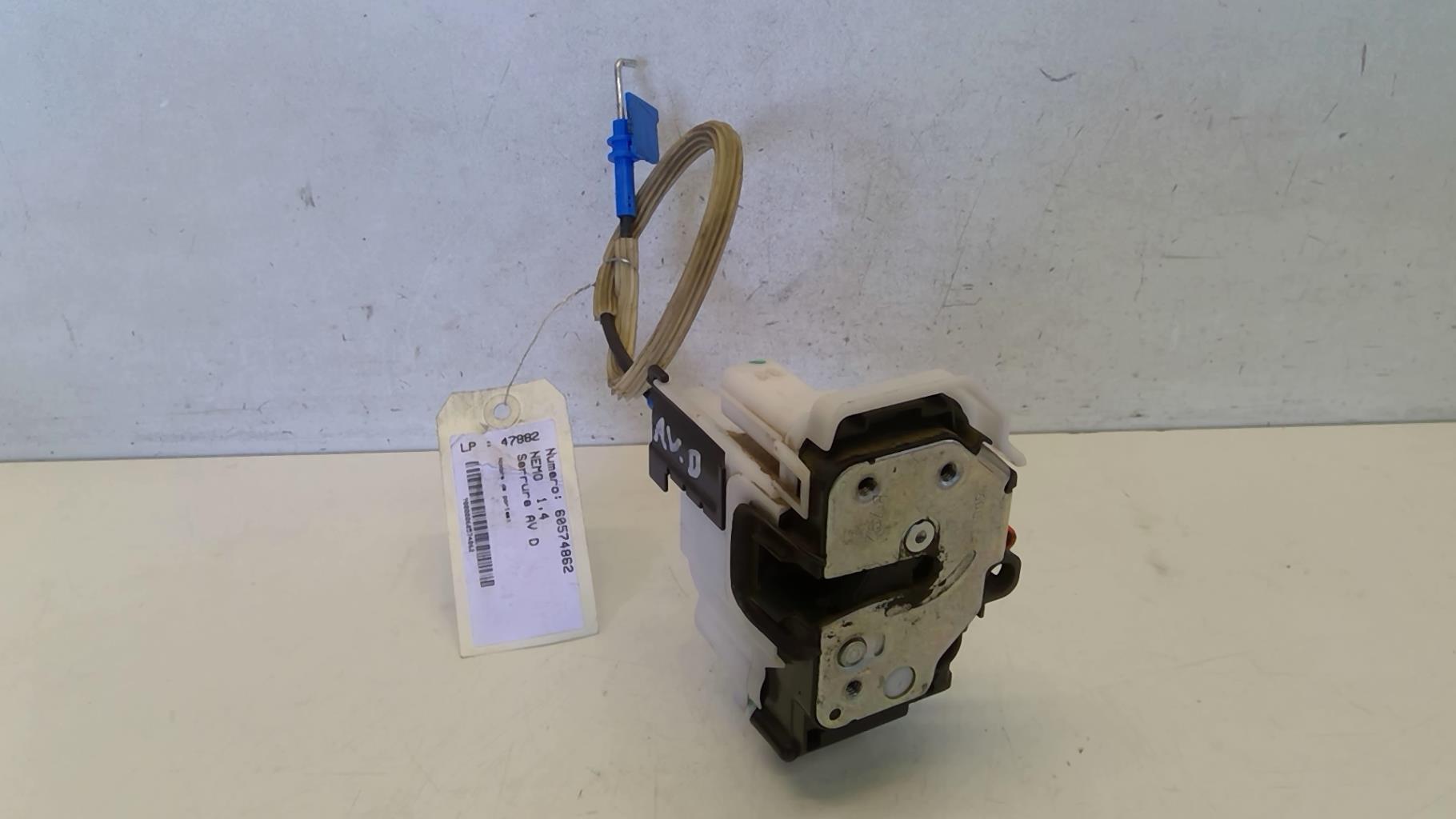 Serrure avant droit CITROEN NEMO Diesel - 1