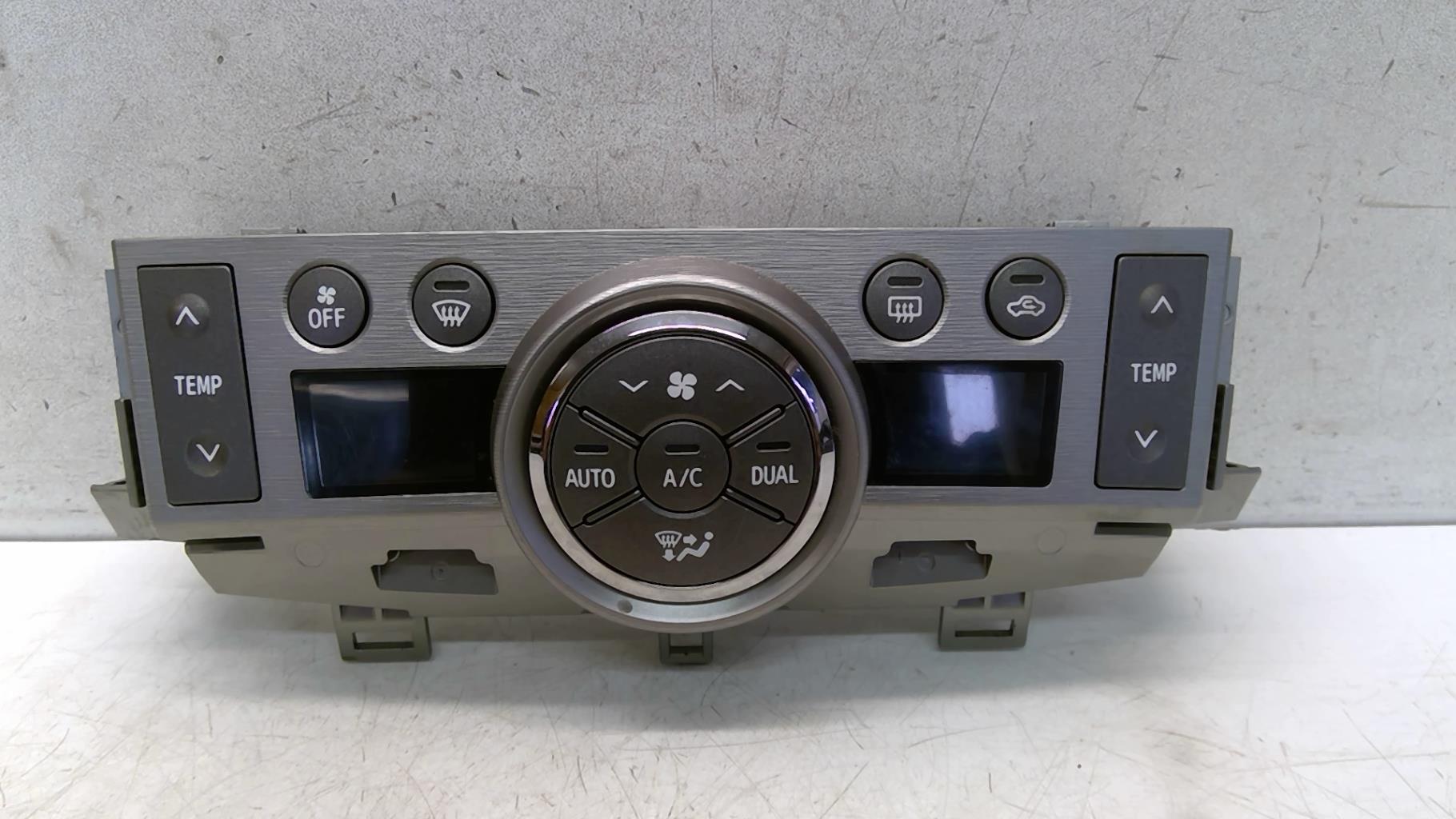 Commande chauffage TOYOTA VERSO PHASE 1 Diesel - 1