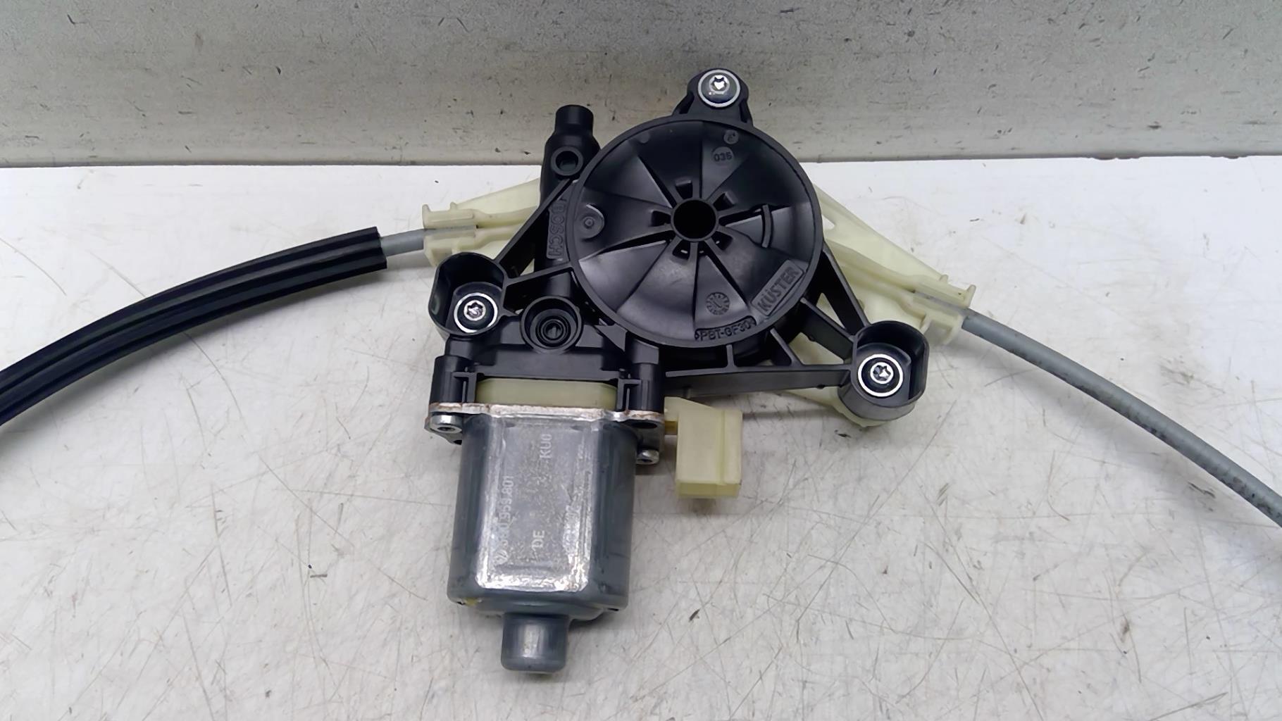 Leve vitre electrique arriere gauche AUDI A3 3 SPORTBACK PHASE 2 Diesel - 1