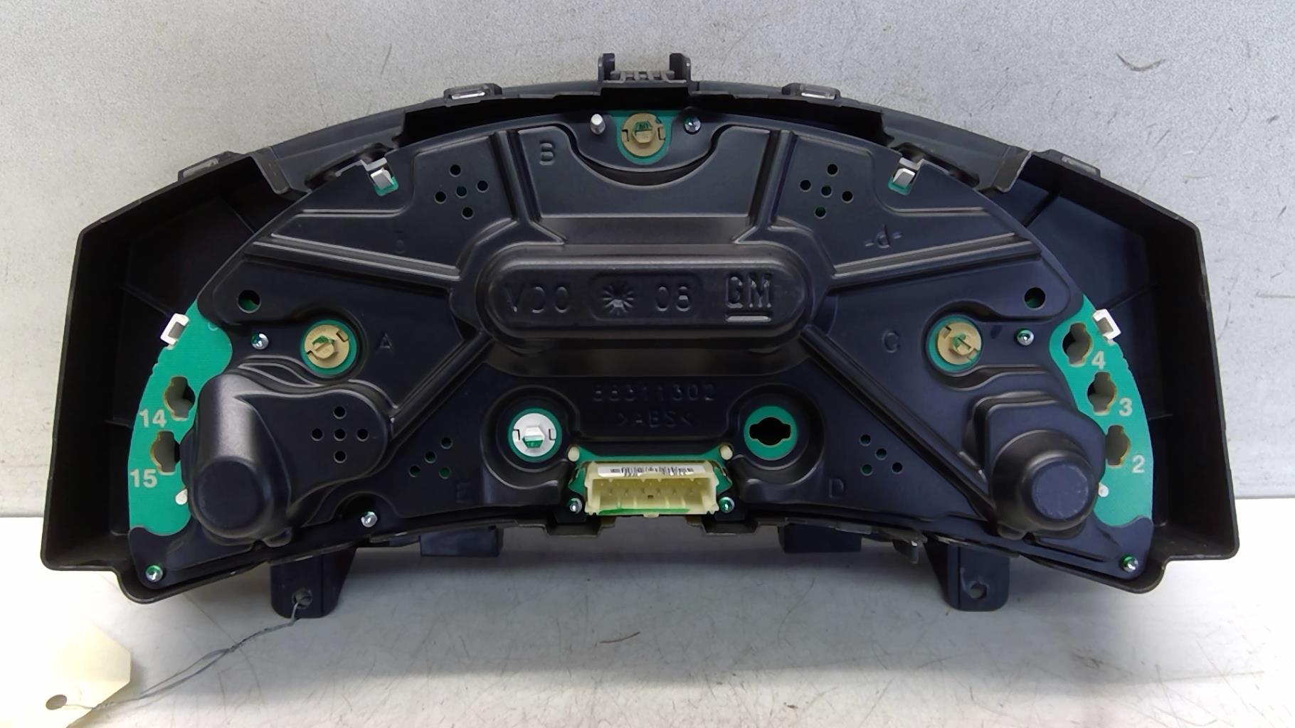 Compteur OPEL MERIVA A PHASE 2 Essence - 1