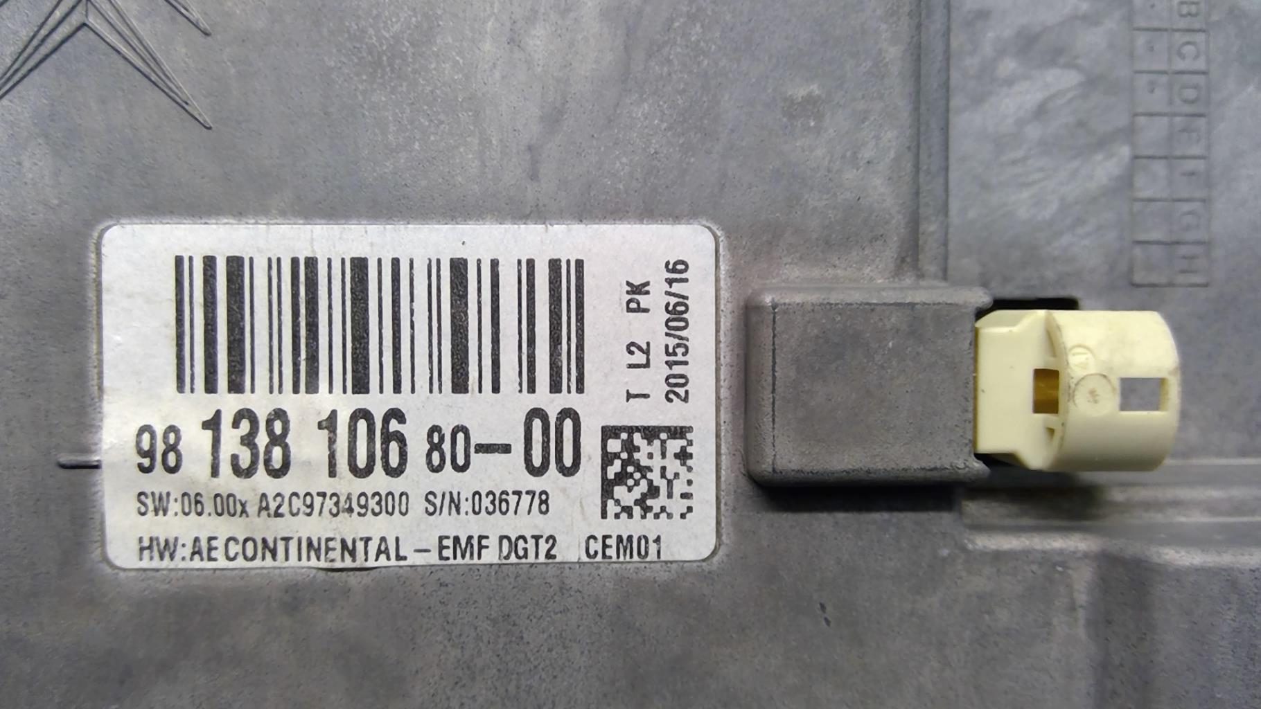 Ecran GPS CITROEN C4 2 PHASE 2 Diesel - 1