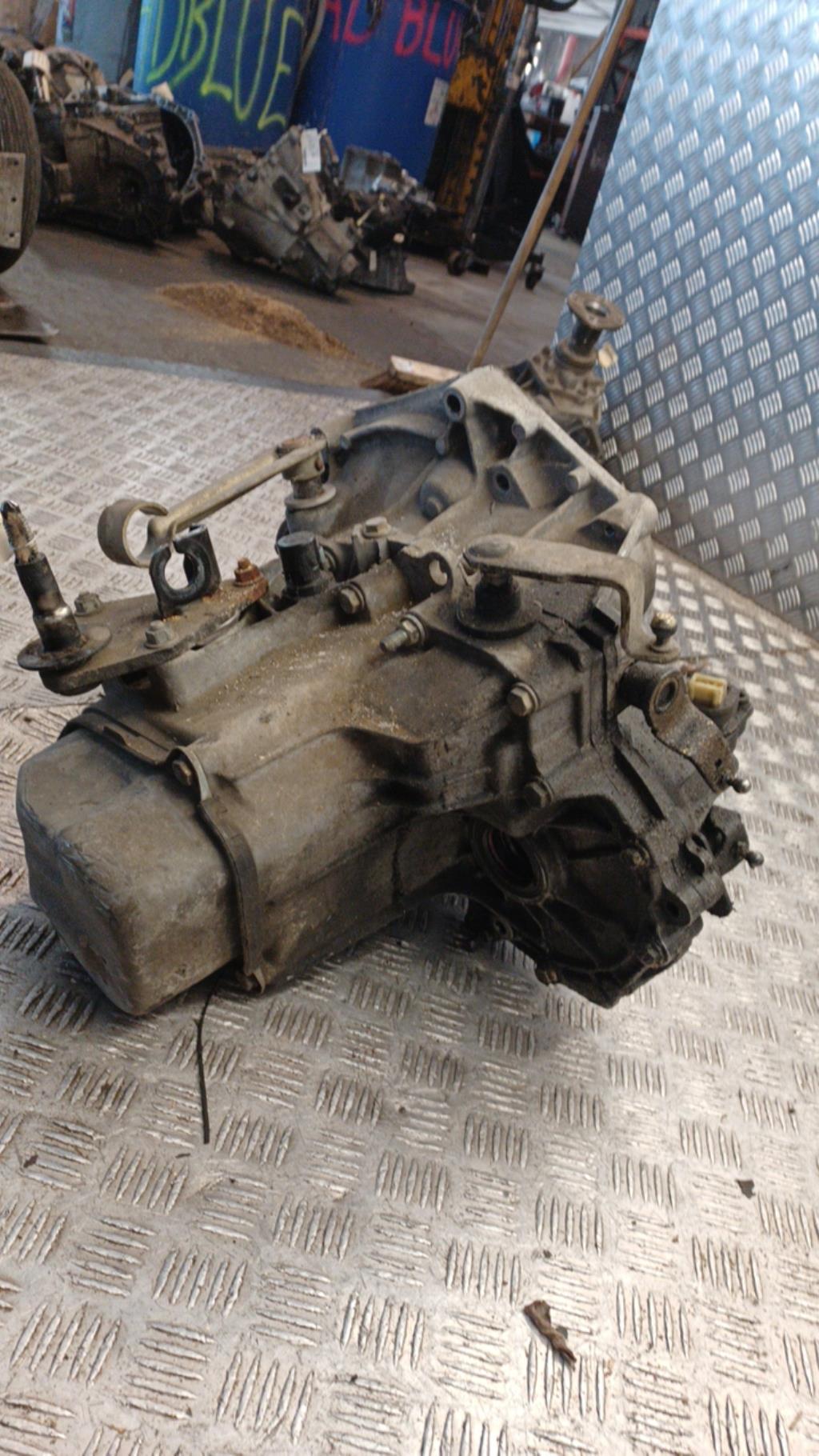 Boite de vitesses PEUGEOT 206 PHASE 1 Essence - 1