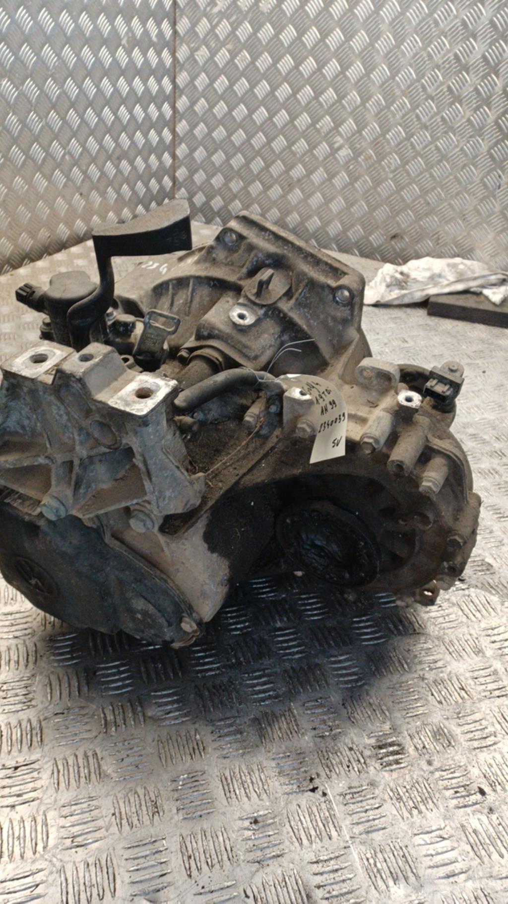 Boite de vitesses VOLKSWAGEN GOLF 4 Diesel - 1
