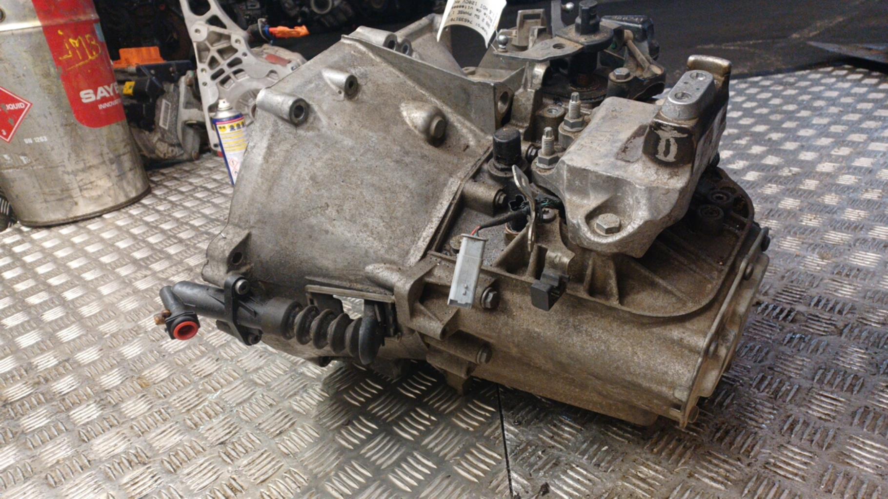 Boite de vitesses PEUGEOT 308 2 SW PHASE 1 BREAK Diesel - 1