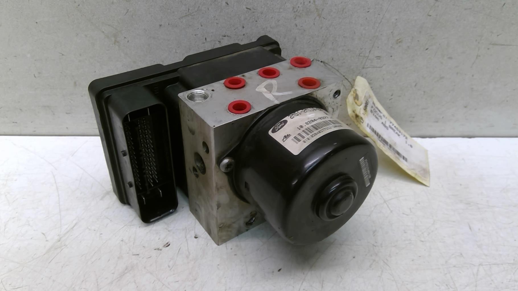Blocco ABS (antibloccaggio freni) FORD FOCUS 1 BREAK Gasolina - 1