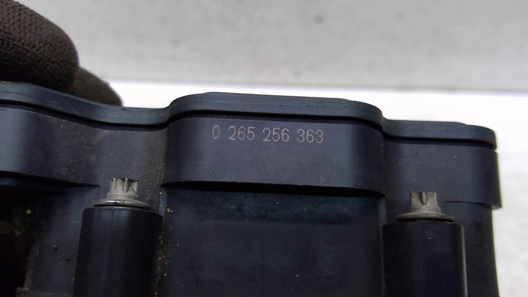 Blocco ABS (antibloccaggio freni) RENAULT CLIO 4 PHASE 2 Gasolina - 1