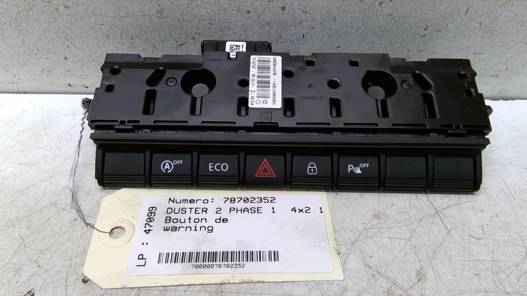 Bouton de warning DACIA DUSTER 2 PHASE 1 Diesel - 1