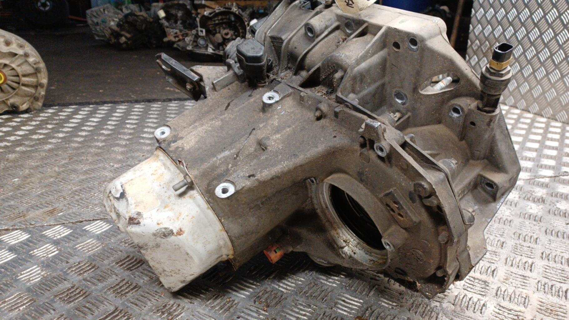 Boite de vitesses RENAULT CLIO 2 PHASE 1  - 1