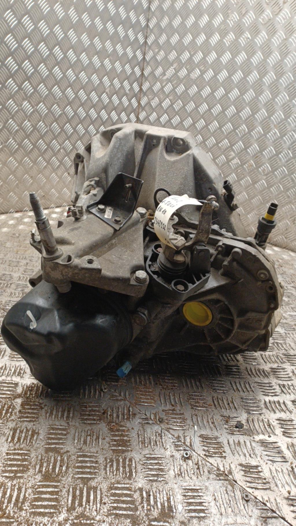 Boite de vitesses RENAULT CLIO 2 CAMPUS PHASE 2 Diesel - 1