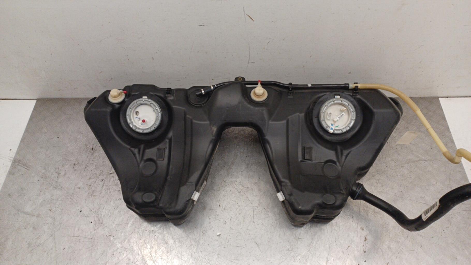 Reservoir essence BMW SERIE 6 E63 COUPE PHASE 1  - 1
