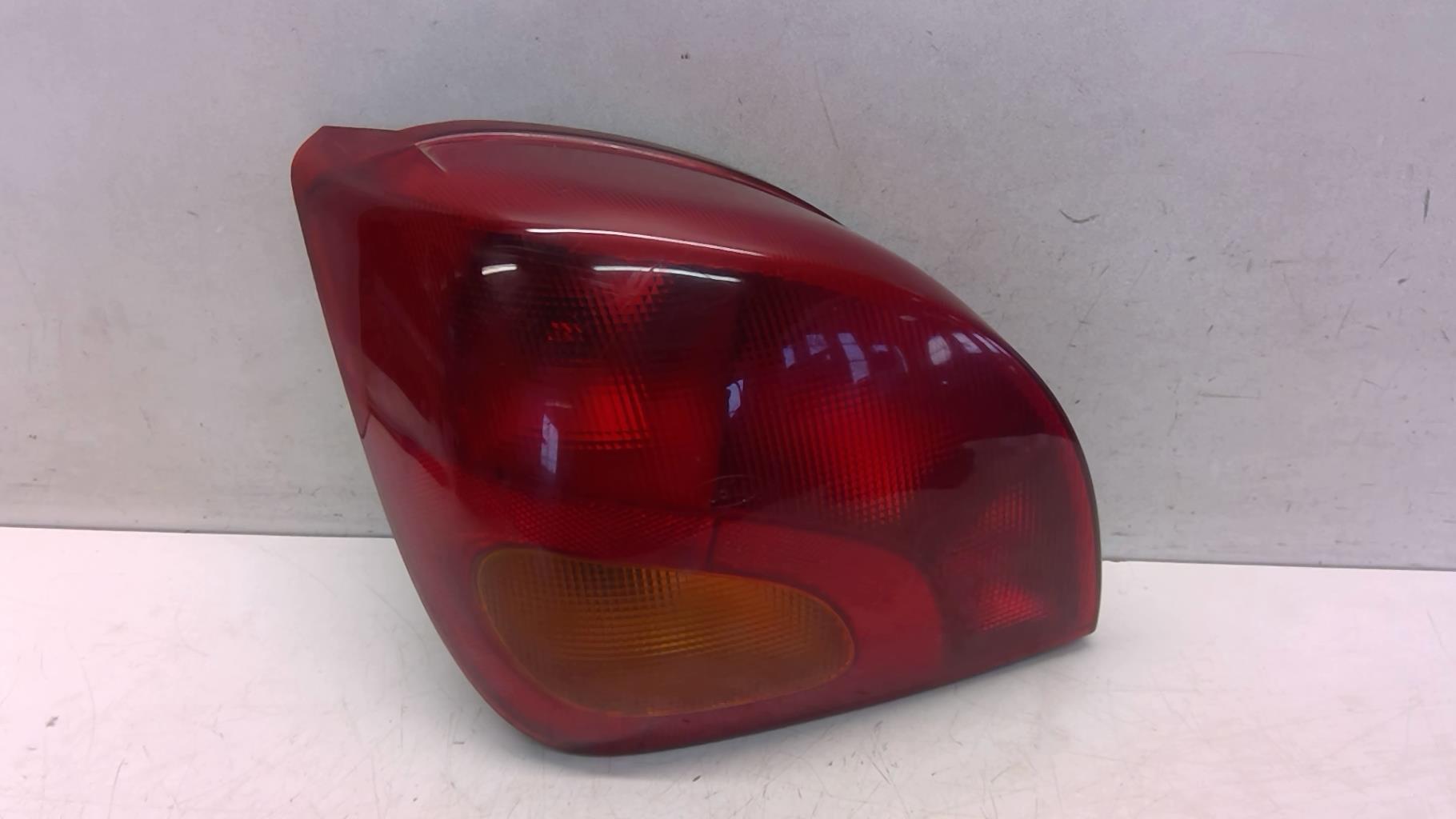 Fanale posteriore principale sinistro (luci) FORD FIESTA 4 PHASE 2 Diésel - 1