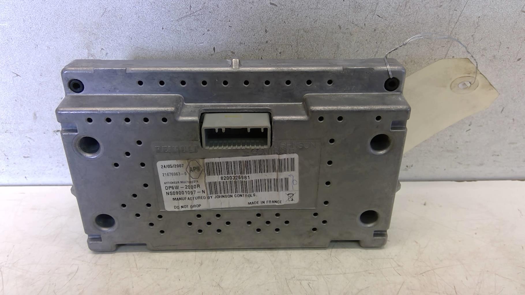 Ecran GPS RENAULT LAGUNA 2 PHASE 2 Diesel - 1