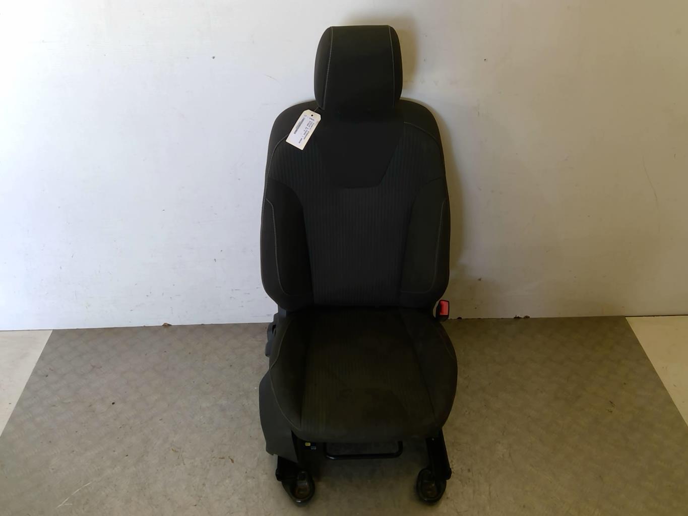 Siege avant droit FORD FOCUS 3 PHASE 1 BREAK Diesel - 1
