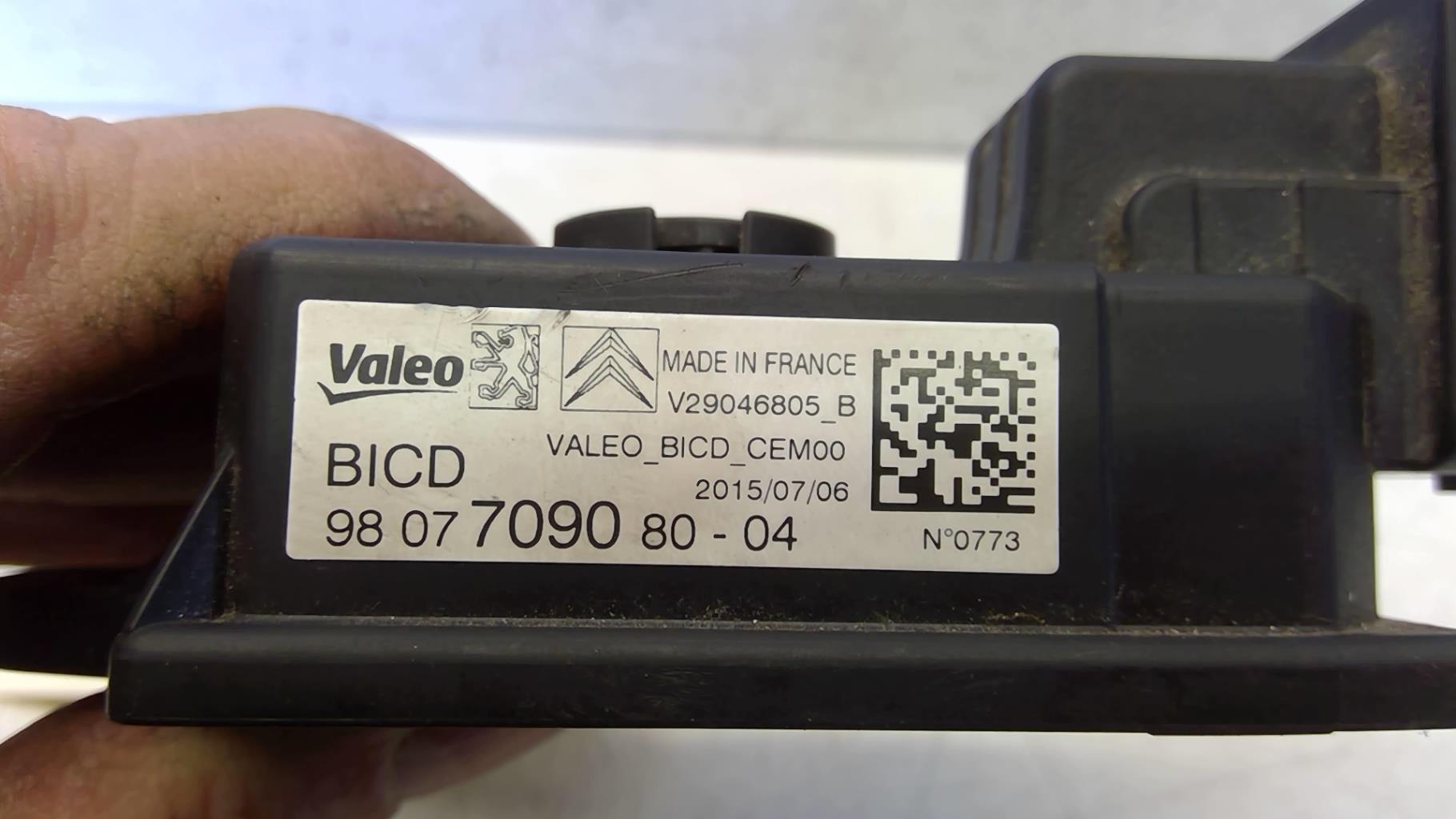 Divers PEUGEOT 308 2 SW PHASE 1 BREAK Essence - 1