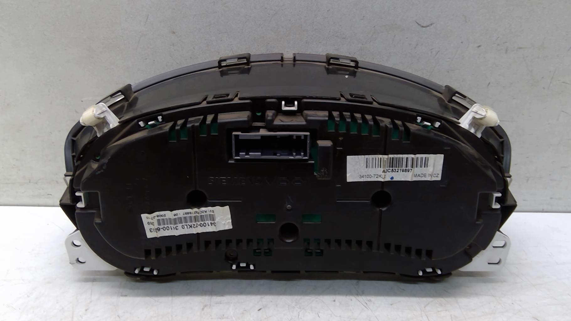 Compteur SUZUKI SWIFT 3 Diesel - 1