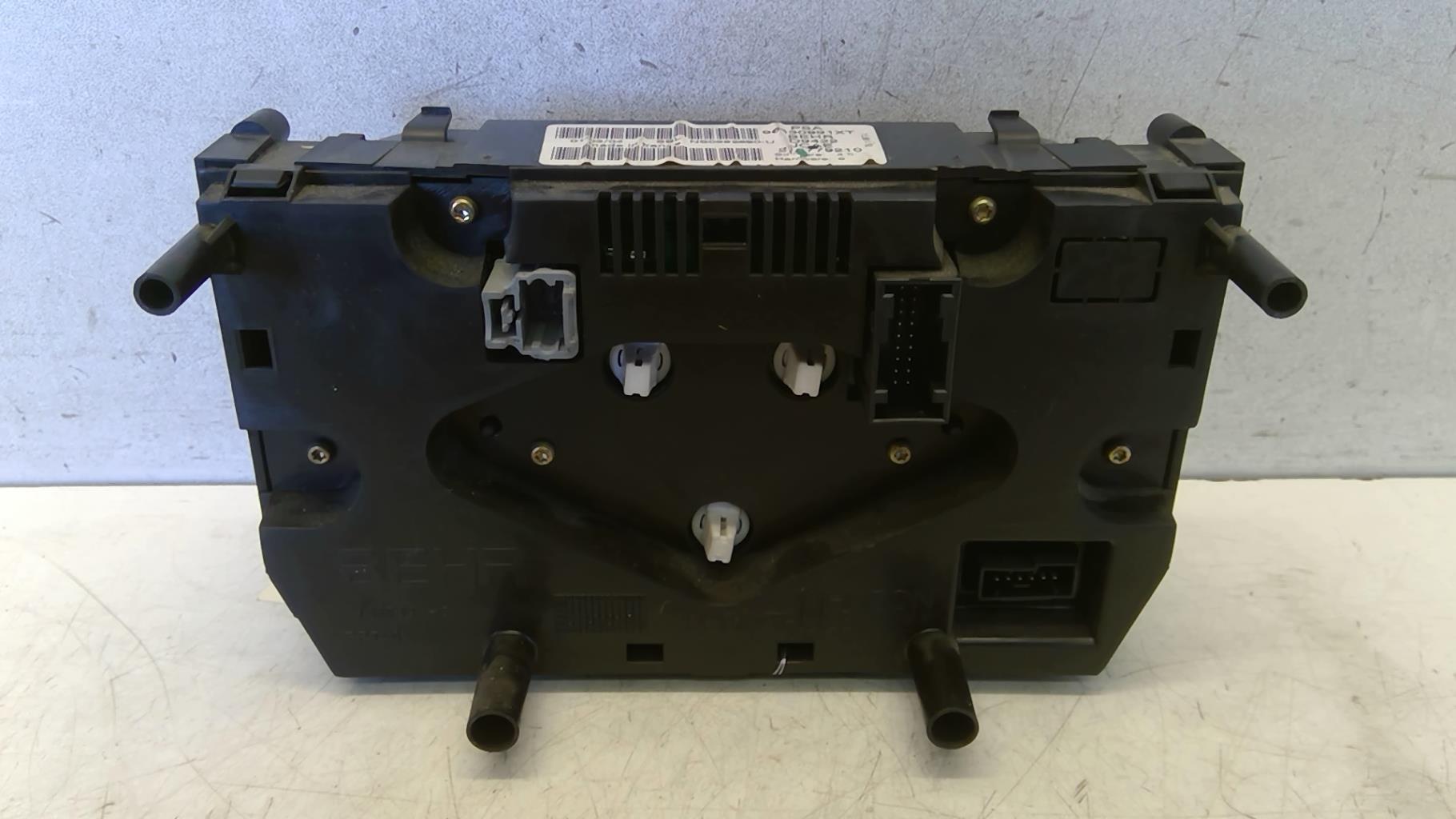 Commande chauffage PEUGEOT 307 PHASE 1 BREAK Diesel - 1
