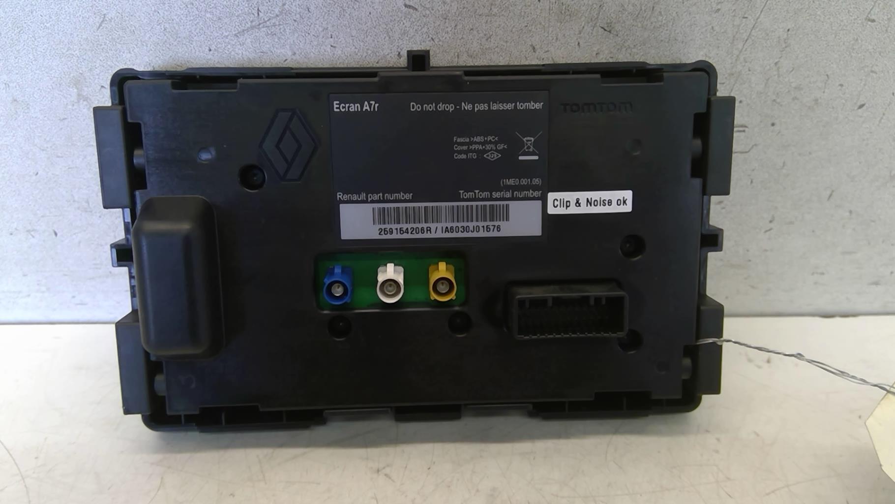 Ecran GPS RENAULT SCENIC 3 PHASE 1 Diesel - 1