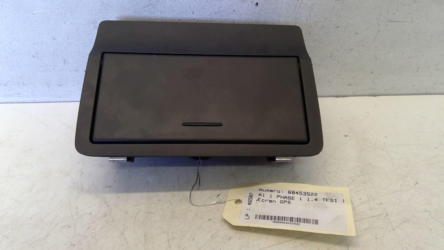Ecran GPS AUDI A1 1 PHASE 1 Essence - 1