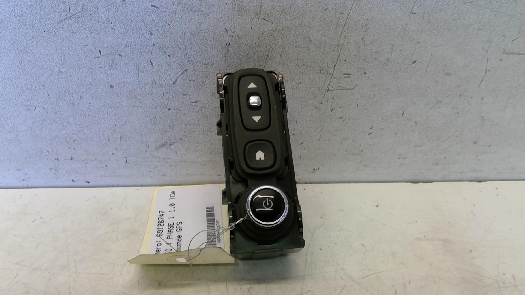 Commande GPS RENAULT CLIO 4 PHASE 1 Essence - 1