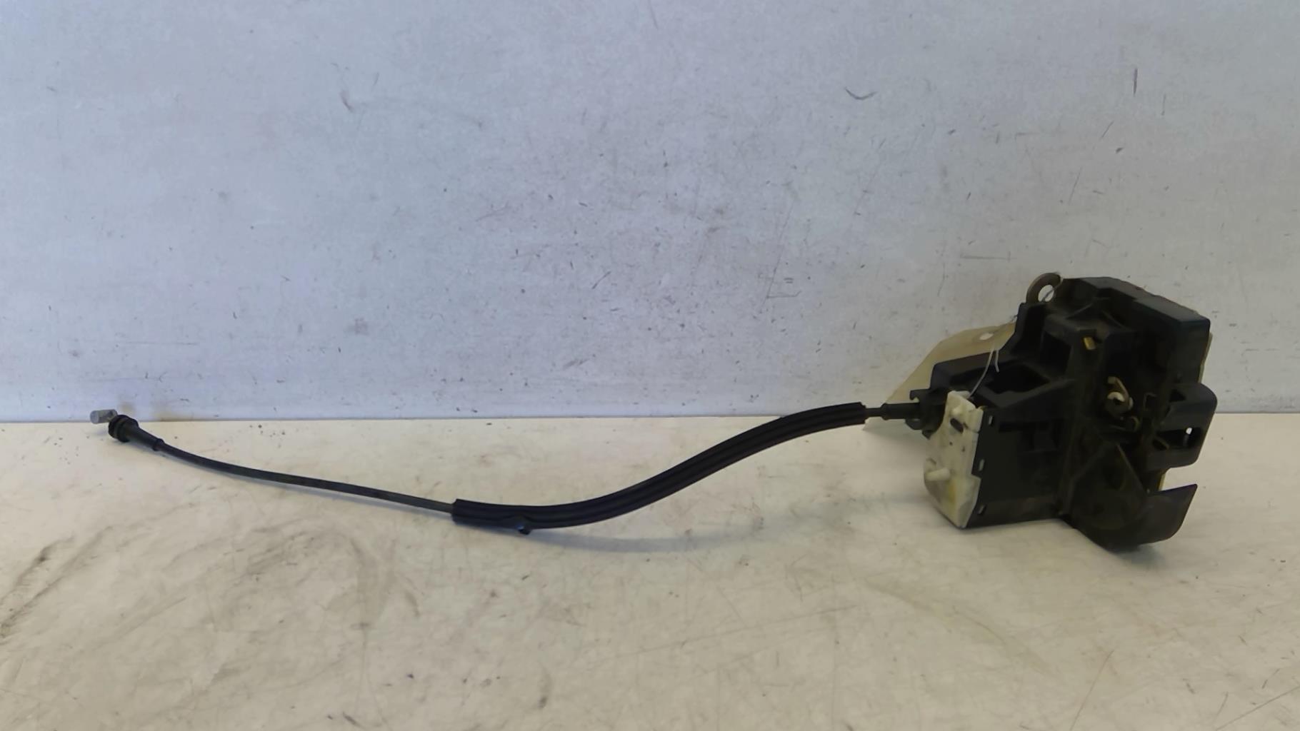 Serrure avant droit RENAULT CLIO 2 PHASE 2 Diesel - 1