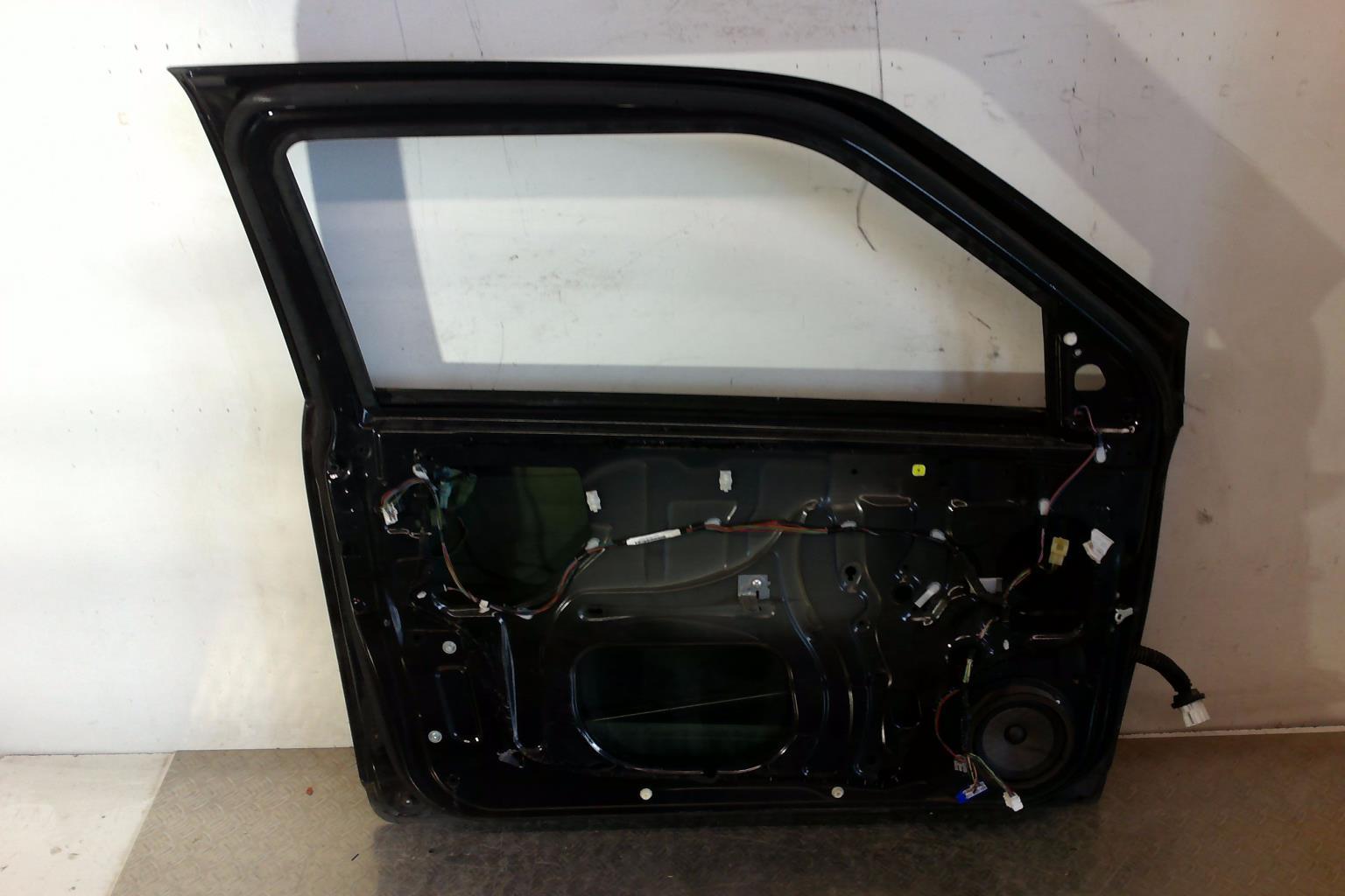 Porte avant gauche SUZUKI SWIFT 3 Diesel - 1