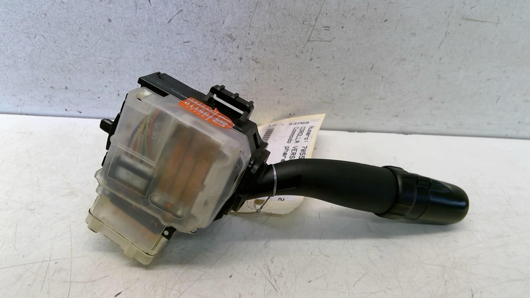 Commodo phare TOYOTA COROLLA VERSO 2 PHASE 2 Diesel - 1
