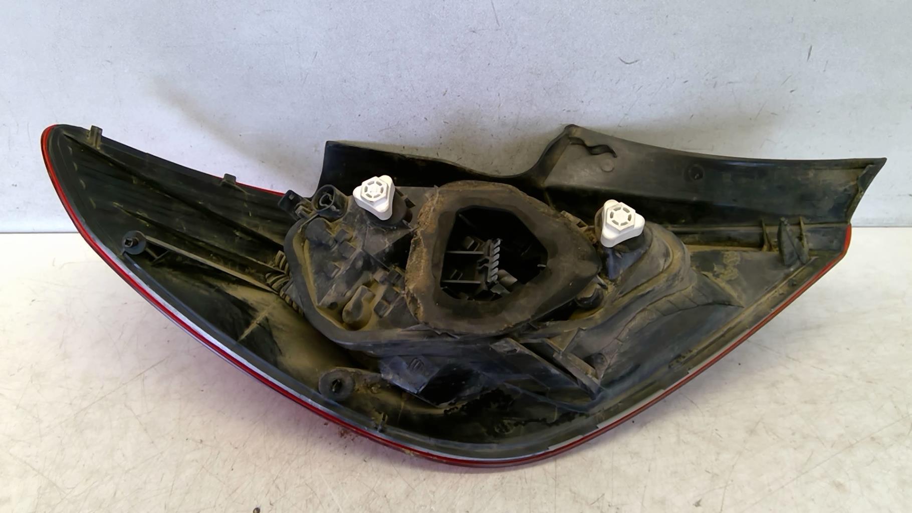 Fanale posteriore principale destro (luci) OPEL CORSA D PHASE 1 Diésel - 1