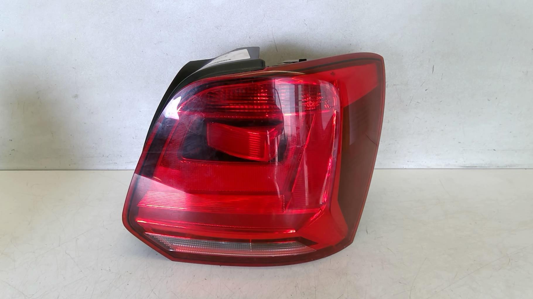 Fanale posteriore principale destro (luci) VOLKSWAGEN POLO 5 PHASE 2 Diésel - 1