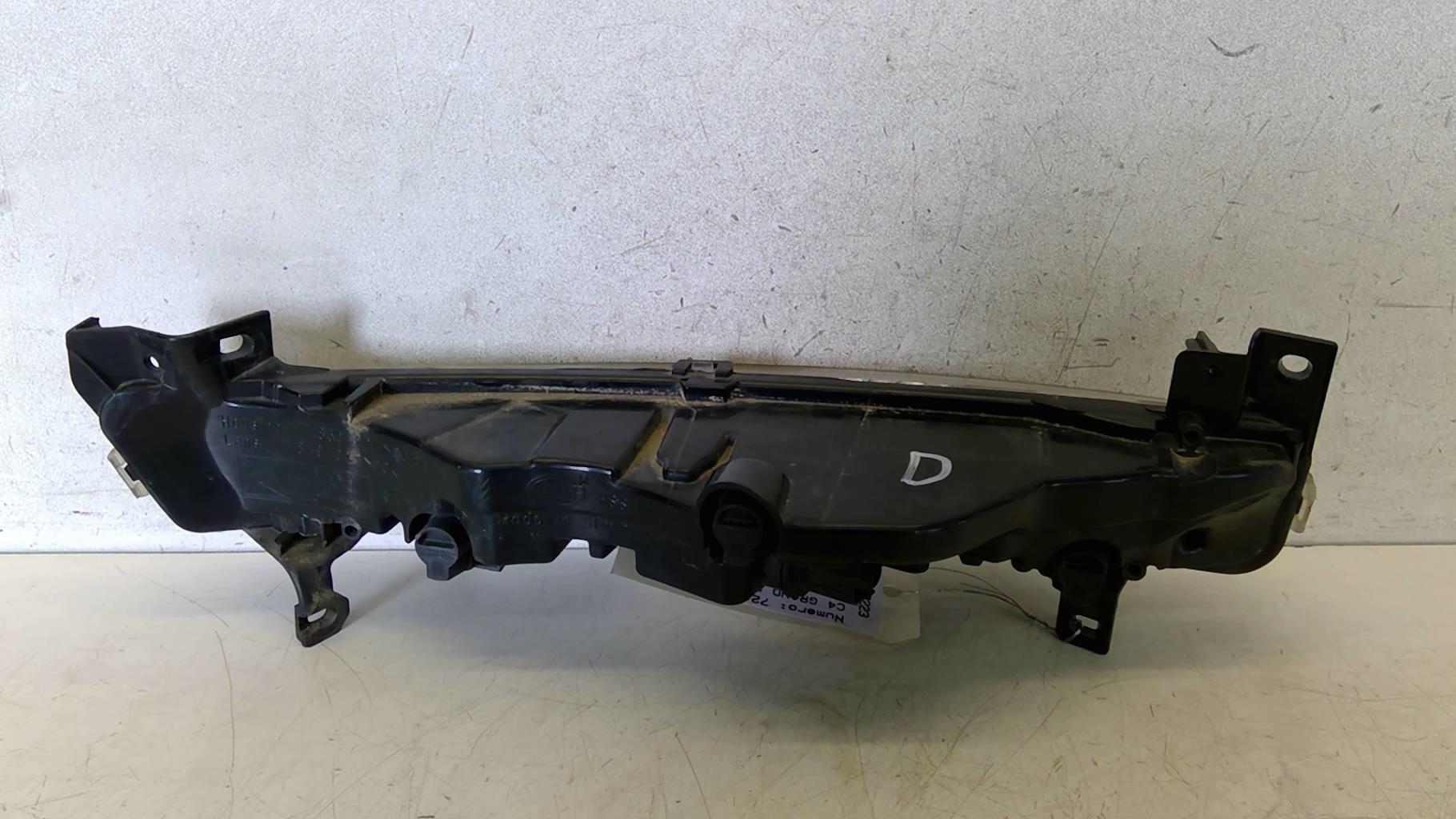 Luce di marcia diurna anteriore destra CITROEN C4 GRAND PICASSO 1 Diésel - 1