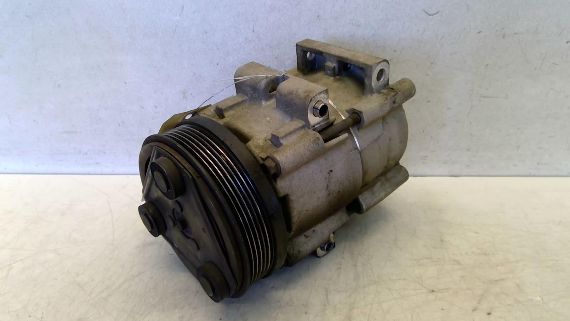 Compresseur clim FORD MONDEO 2 Diesel - 1