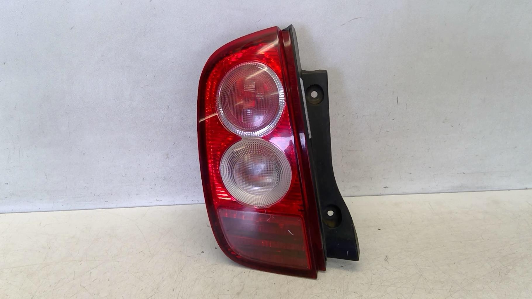 Fanale posteriore principale sinistro (luci) NISSAN MICRA 3 PHASE 1 Diésel - 1